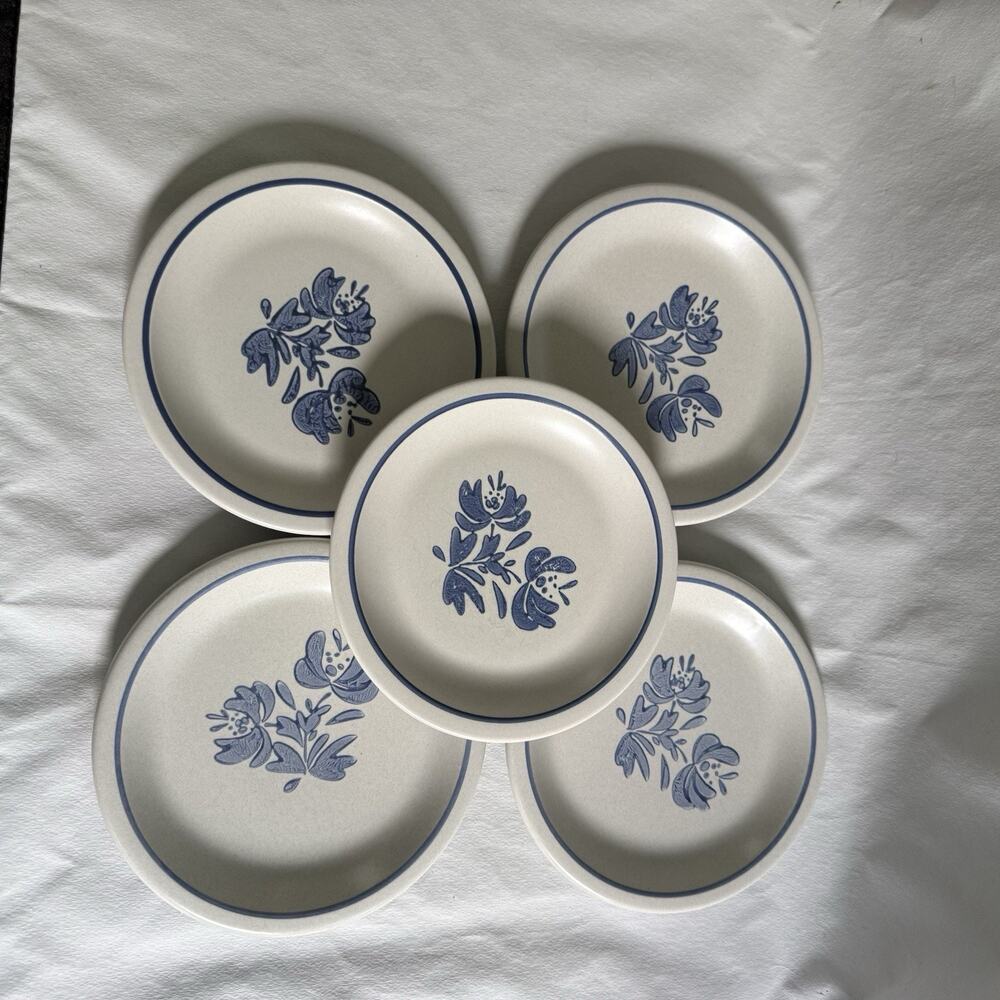 Pfaltzgraff Yorktowne Stoneware Dessert Plate 6.75” Old Castle Mark (5 Plates)
